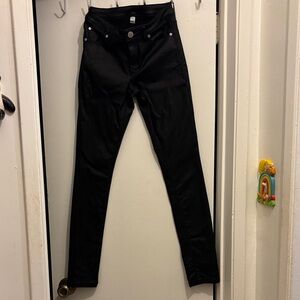 Simply Vera by Vera Wang Black Skinny Jeans